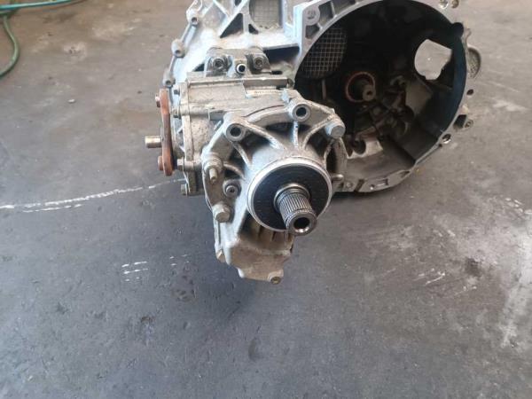 BOITE DE VITESSE MANUEL - Vue 6